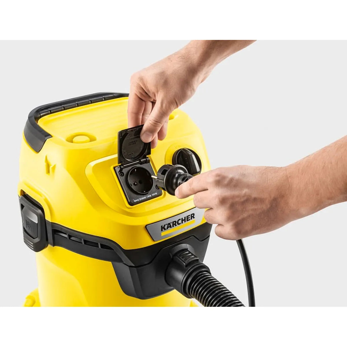 KARCHER | Aspiradora Polvo y Agua WD 3 P